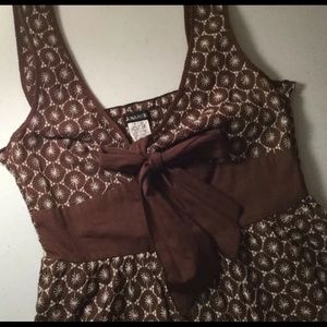 LUNA CHIX BROWN Tie Tank White White Star Pattern